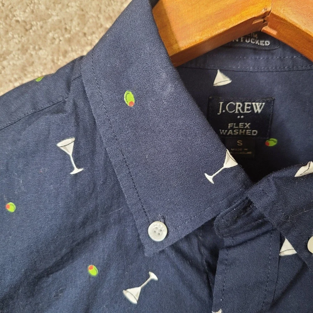 J Crew Shirt Mens Small Navy Martini Print Slim Untucked Button Down Cotton